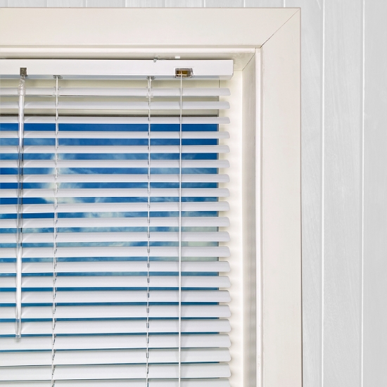 PERSIENNE HVIT